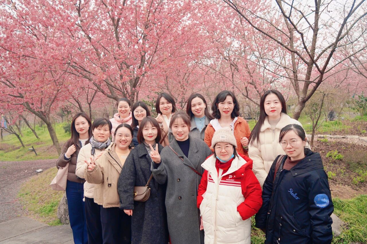 赴春日之约，绽巾帼芳华——江北院开展庆“三八”踏青活动